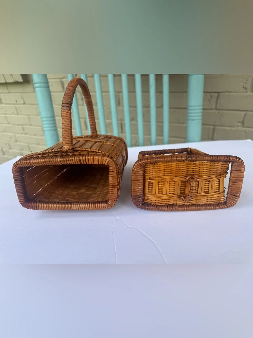 Vintage Handwoven Wicker Gathering Basket with Handle & Lid – Small Rustic Cotta